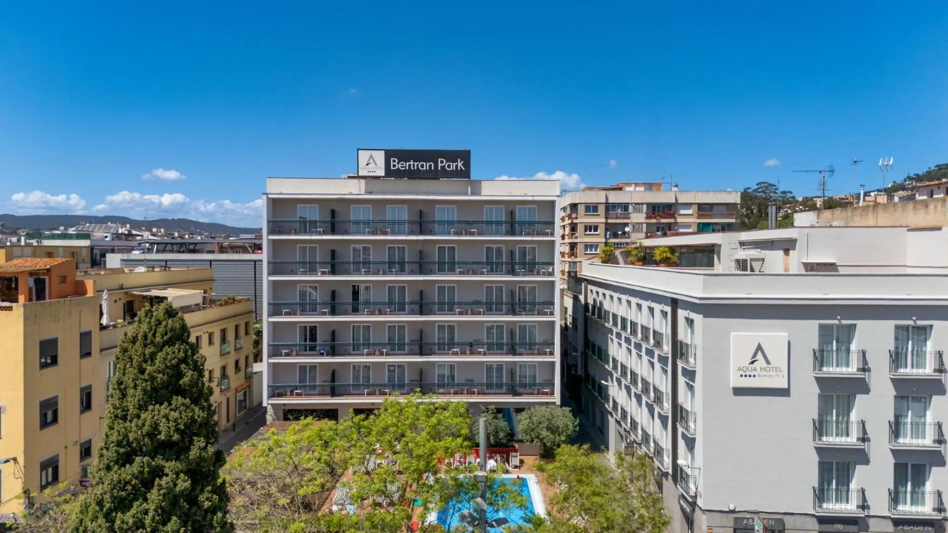 Aqua Hotel Bertran Park Льорет-де-Мар 4*,