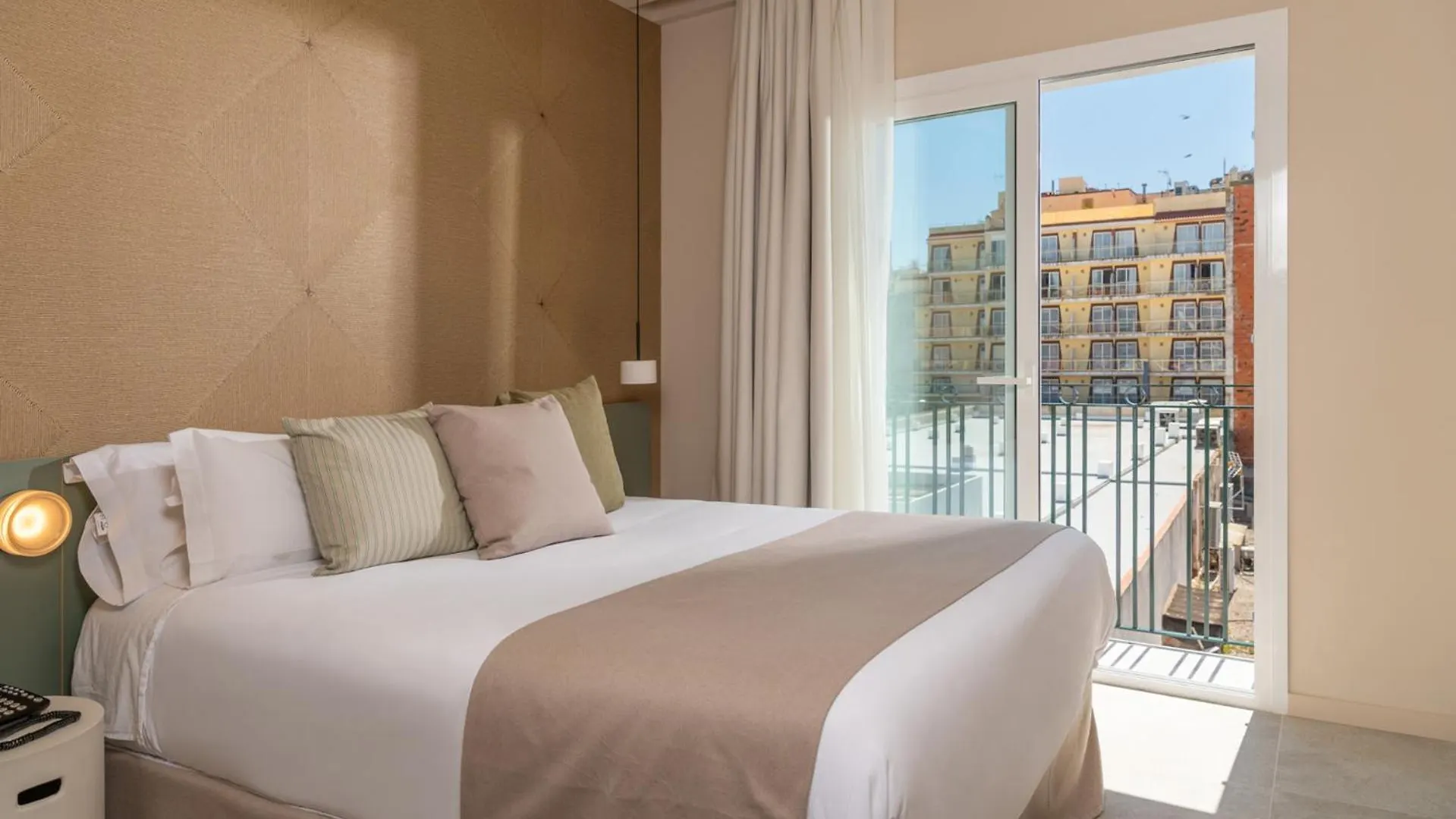 Aqua Hotel Bertran Park Льорет-де-Мар