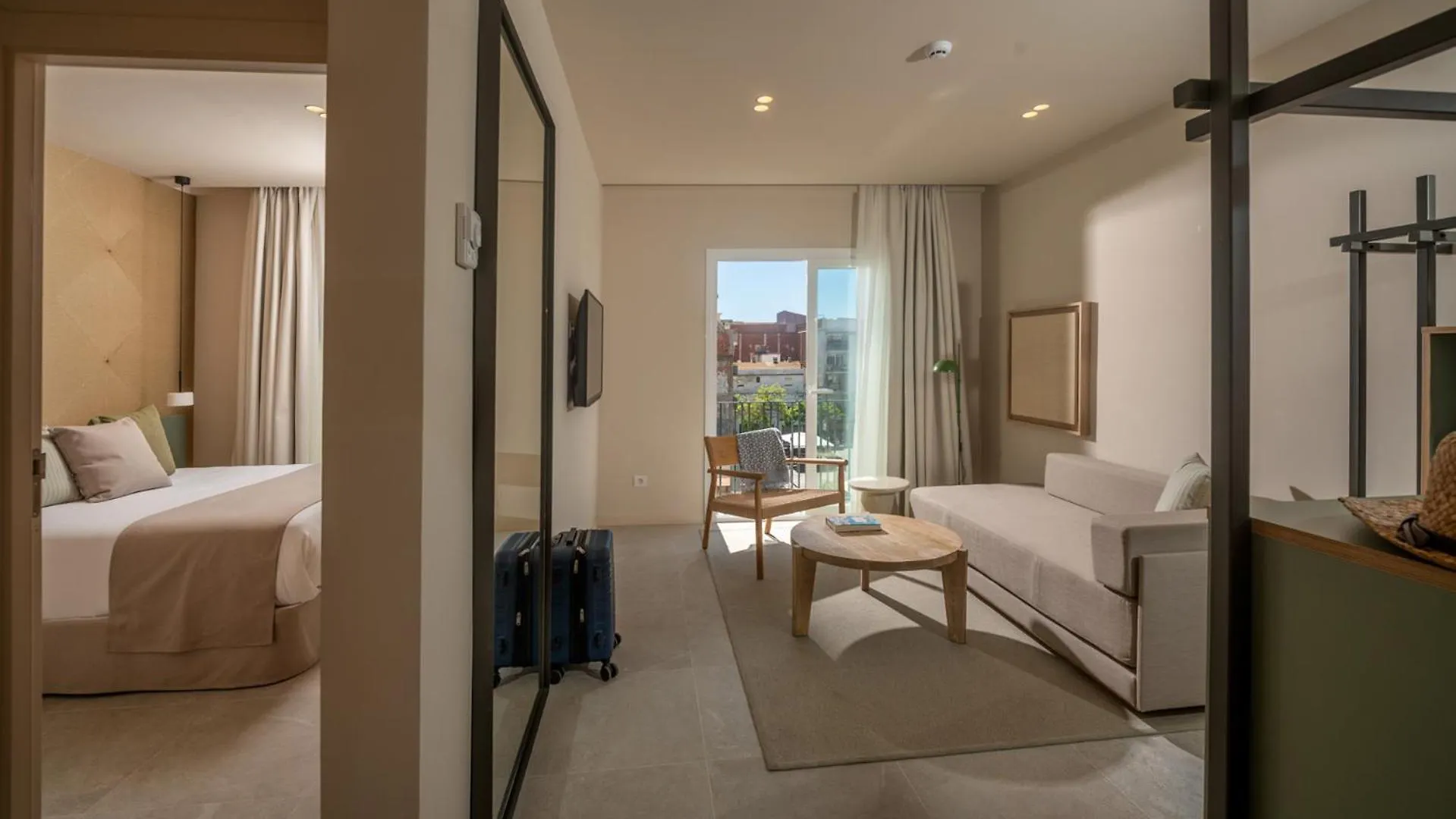 Aqua Hotel Bertran Park Льорет-де-Мар
